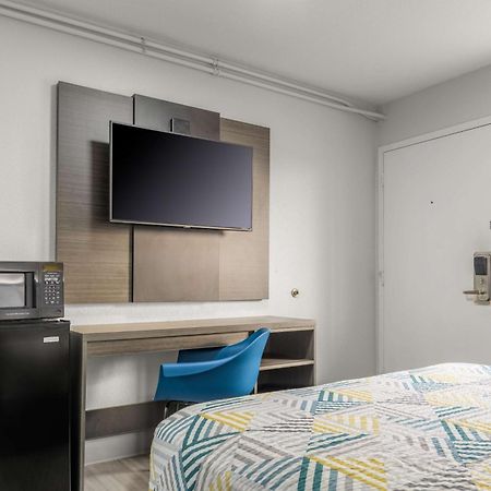 Home 6 Motel トピカ エクステリア 写真
