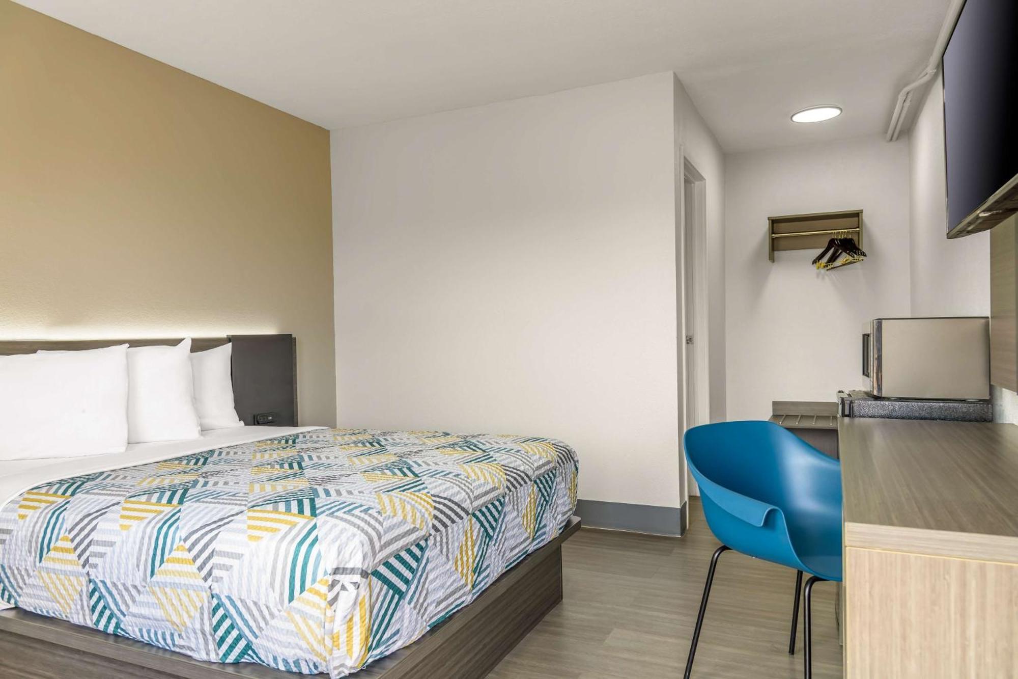 Home 6 Motel トピカ エクステリア 写真