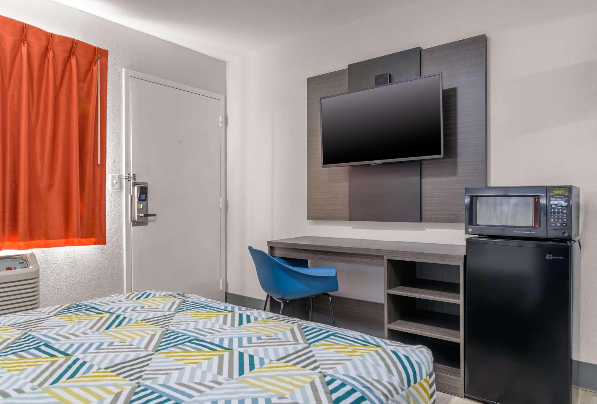 Home 6 Motel トピカ エクステリア 写真