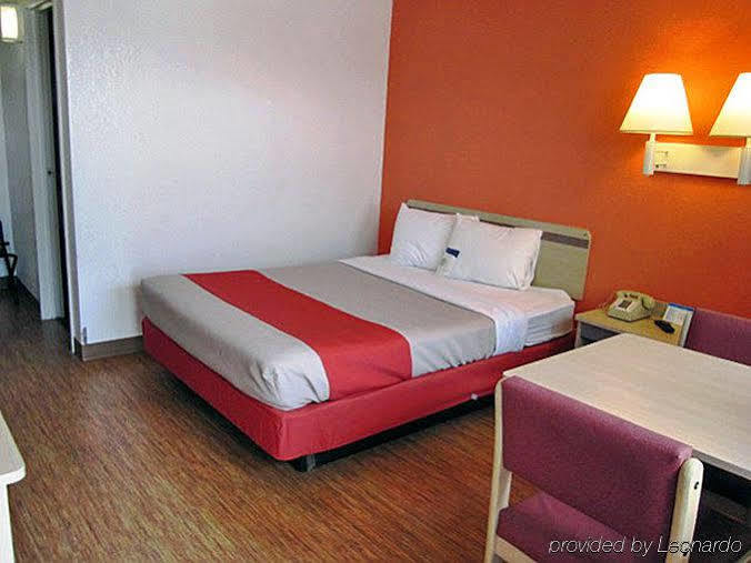 Home 6 Motel トピカ エクステリア 写真